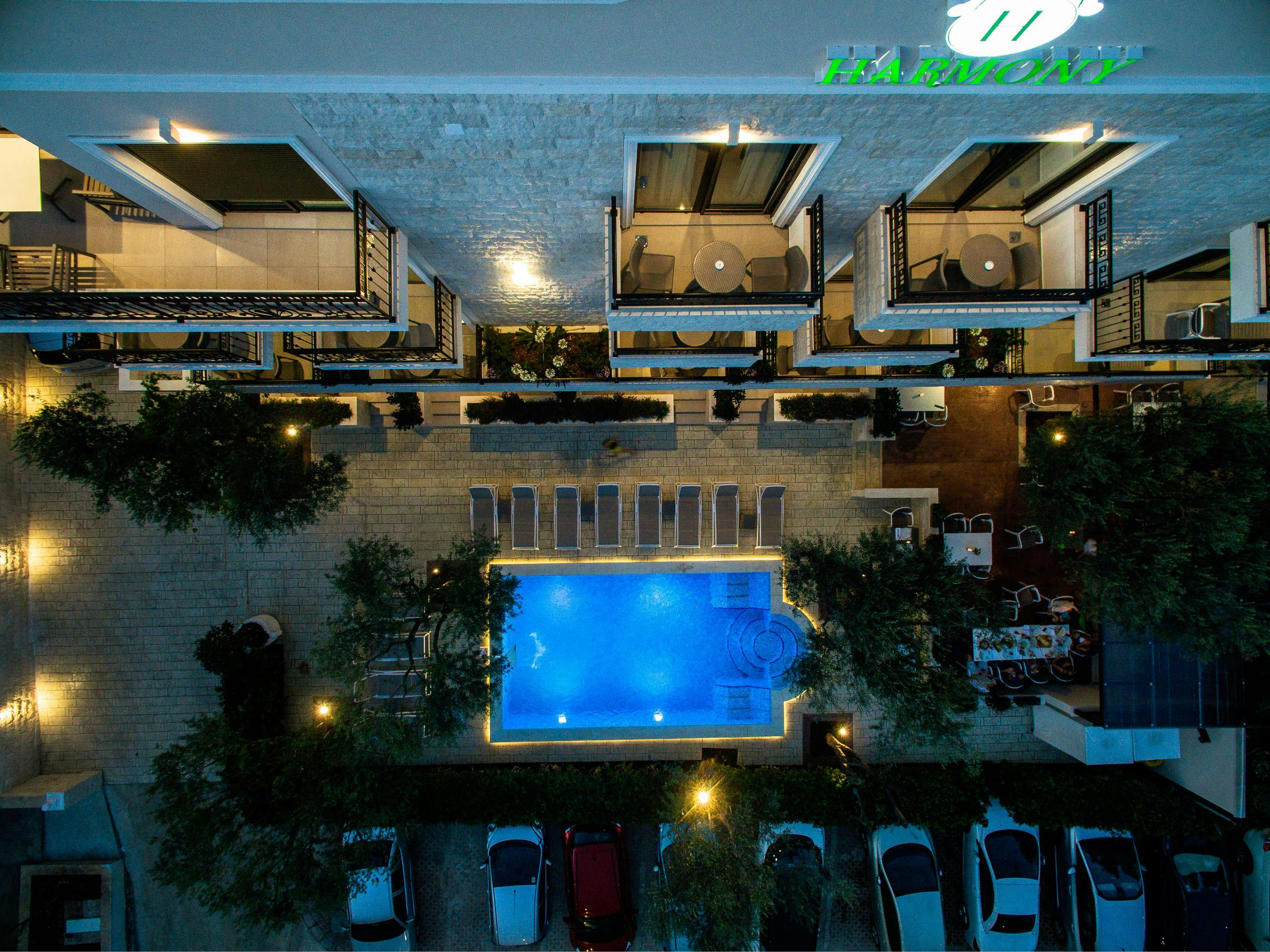 Hotel Harmony by Aycon - Ljeto u Petrovcu, Petrovac, Crna Gora - 416 EUR - 3x noćenje u dvokrevetnoj Standard sobi s pogledom na planine za 2 osobe, Doručak