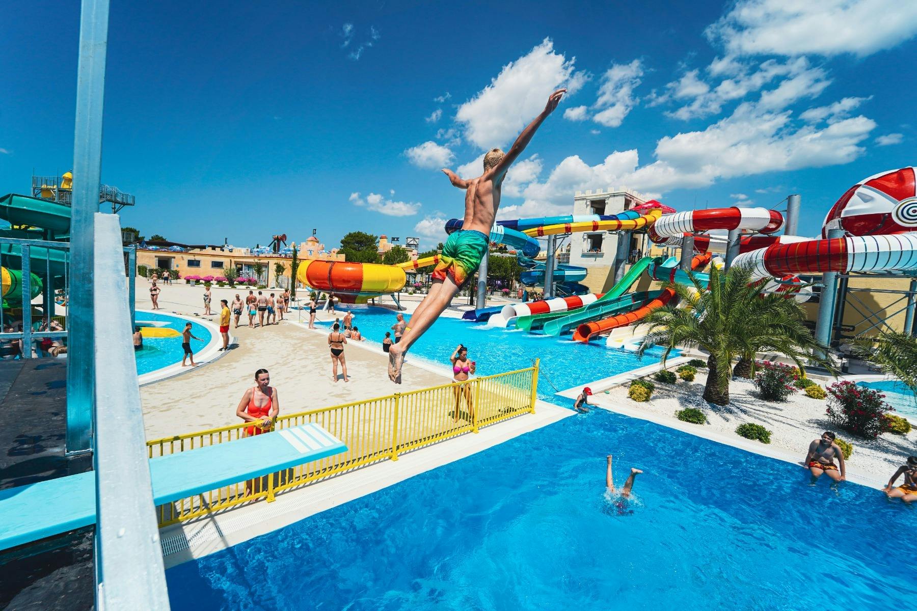 Crvena Luka Resort & Dalmaland - Ljetni praznici u Dalmaciji