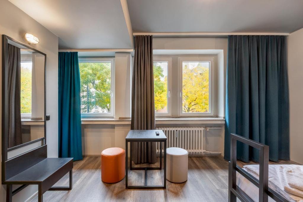 A&O Köln Hauptbanhof - City break v središču Kölna, Köln , Nemčija - 79 EUR - 1x nočitev v dvoposteljni Standard sobi za 2 osebi, Samopostrežni zajtrk