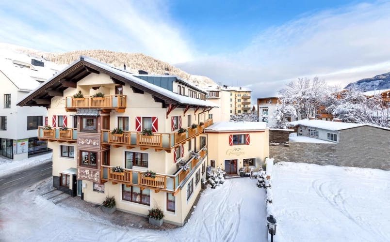 Hotel Glasererhaus - Ladies Ski Opening u Zell am Seeu, Zell am See, Austrija - 535 EUR - 3x noćenje u dvokrevetnoj sobi za 1 osobu, Doručak
