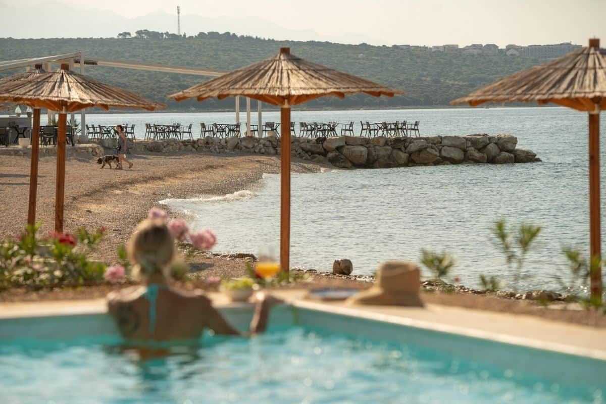 Terra Park Phalaris - Početak ljeta u savršenom kampu - Marinus Deluxe Holiday Home s bazenom