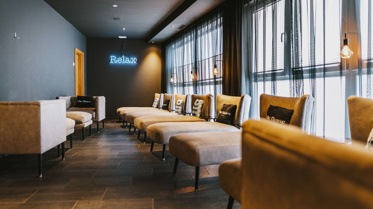 The House - Ladies Ski Opening u Zell am Seeu, Zell am See, Austrija - 590 EUR - 3x noćenje u apartmanu za 1 osobu, Doručak