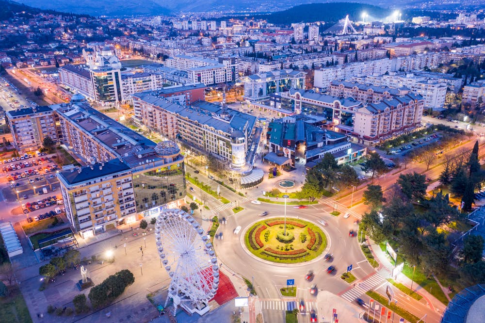Hotel Carine Centar - Savršen odmor u centru Podgorice, Podgorica, Crna Gora - 268 EUR - 2x noćenje u dvokrevetnoj standard sobi za 2 osobe (1 dijete do 6,99 godina besplatno), Doručak