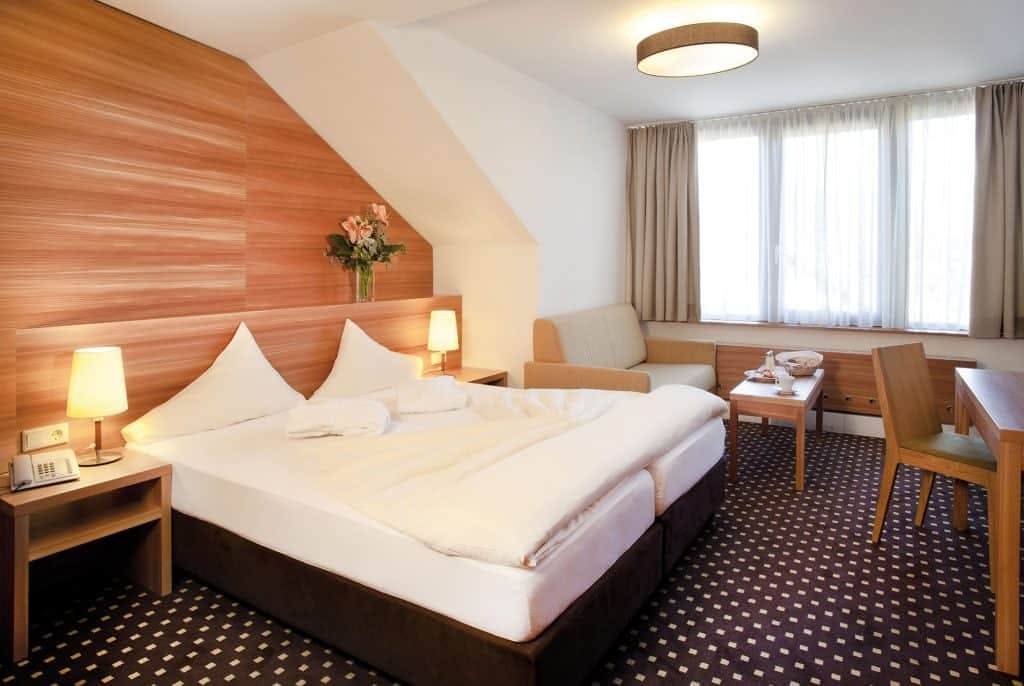 Hotel Bon Alpina - Aktivne počitnice z wellnessom in alpskim vzdušjem, Igls, Avstrija - 660 EUR - 3x nočitev v dvoposteljni sobi z balkonom za 2 osebi, Polni penzion