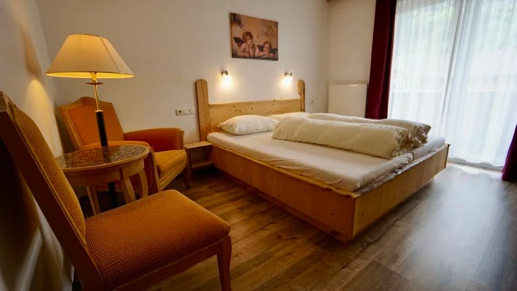 Gasthof zum Löwen – Oddih med alpskimi vrhovi, Aschau, Avstrija - 612 EUR - 4x nočitev v dvoposteljni sobi z balkonom za 2 osebi, Polni penzion