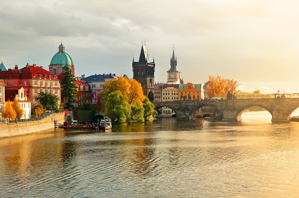 Antik Hotel – Otkrijte ljepote Praga na vikend odmoru, Prag, Češka - 377 EUR - 3x noćenje u standardnoj dvokrevetnoj sobi (soba se nalazi u zgradi B) za 2 osobe, Doručak