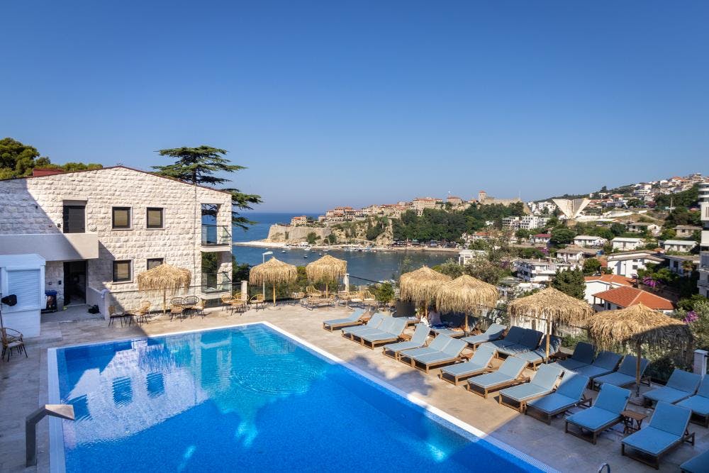 The New Hotel Mediteran – Villa Edition - Odmor u novootvorenom hotelu u Ulcinju, Ulcinj, Crna Gora - 252 EUR - 5x noćenje u dvokrevetnoj Superior sobi za 2 osobe, Doručak