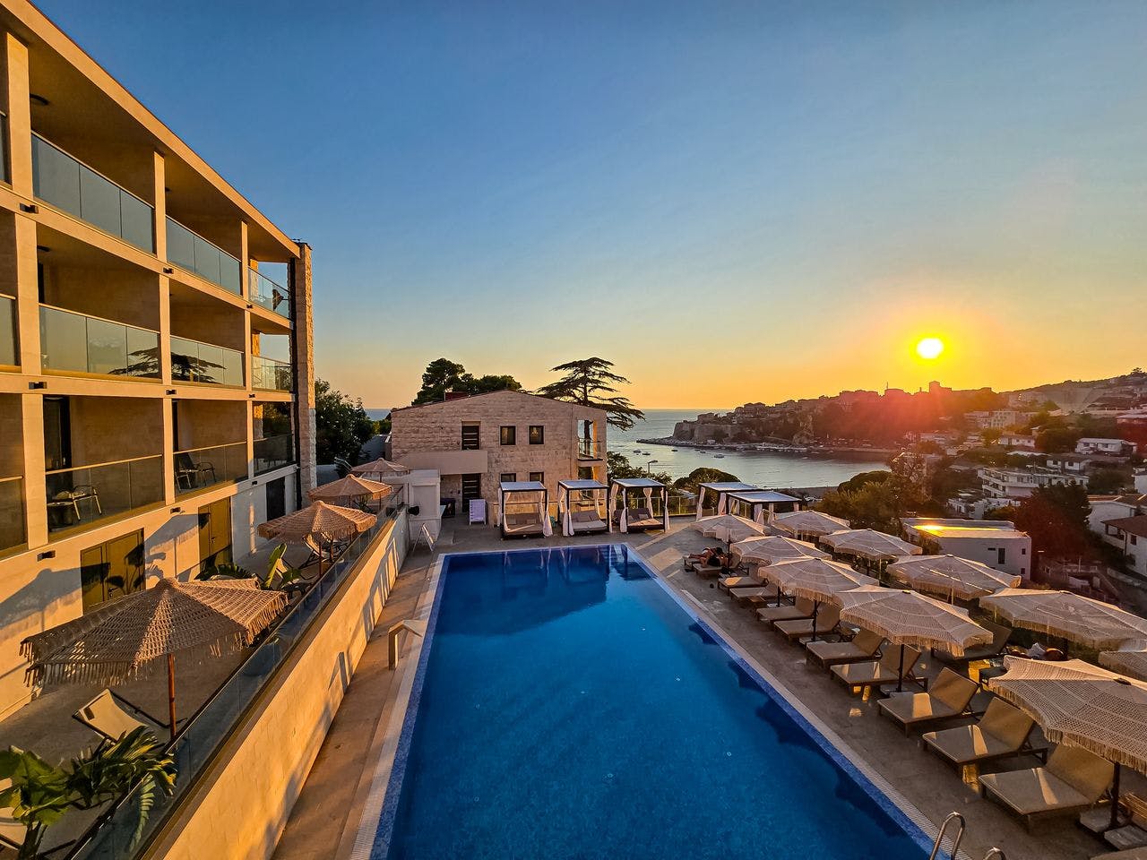 The New Hotel Mediteran – Villa Edition - Odmor u novootvorenom hotelu u Ulcinju, Ulcinj, Crna Gora - 447 EUR - 5x noćenje u dvokrevetnoj Superior sobi za 2 osobe, Doručak