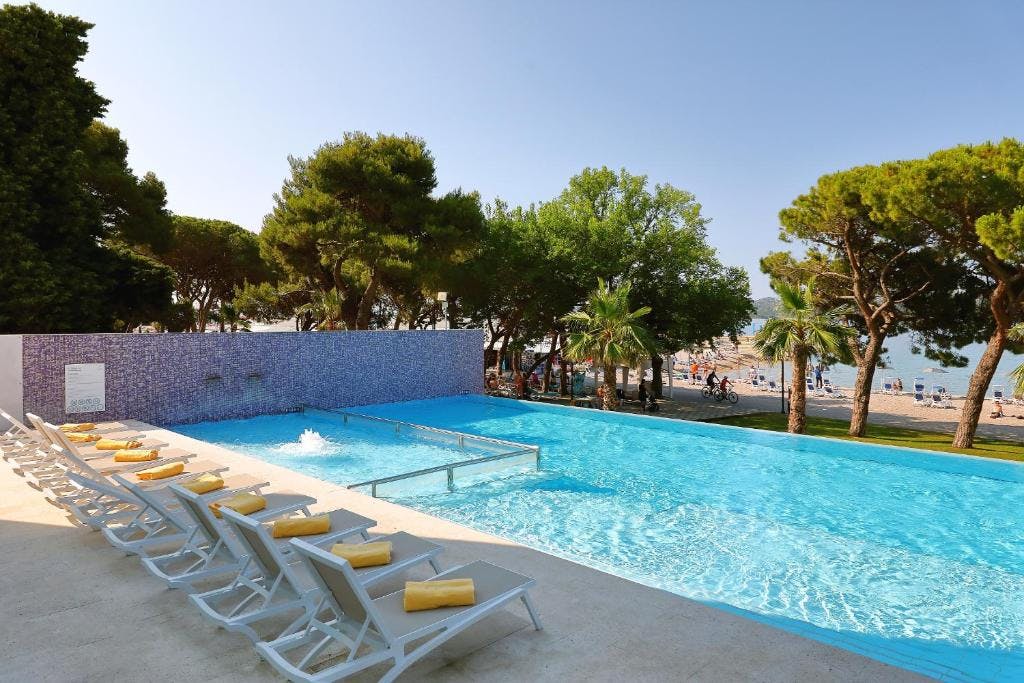 Ilirija Resort - Hotel Ilirija - Zabavno ljeto s punim pansionom u Biogradu - Posebna akcija