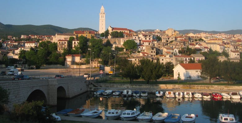 Primorska kuća Milka - Ljetni odmor uz more, Novi Vinodolski, Hrvatska - 100 EUR - 2x noćenje u apartmanu za 3 osobe, Korištenje klima-uređaja