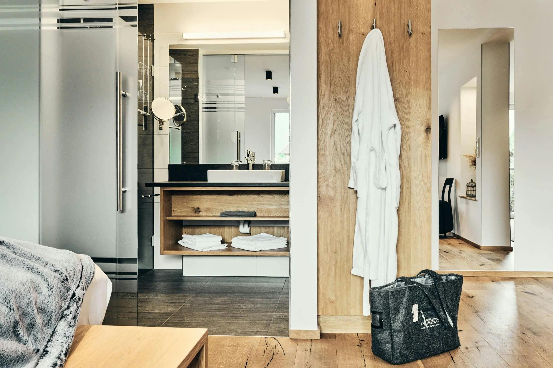 Hotel Auszeit - Zimski oddih za odrasle na Tirolskem, Pertisau, Avstrija - 875 EUR - 3x nočitev v Standard dvoposteljni sobi za 2 osebi, Zajtrk