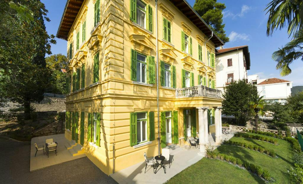Villa Atlanta - Zlatna jesen u Lovranu tijekom vikenda