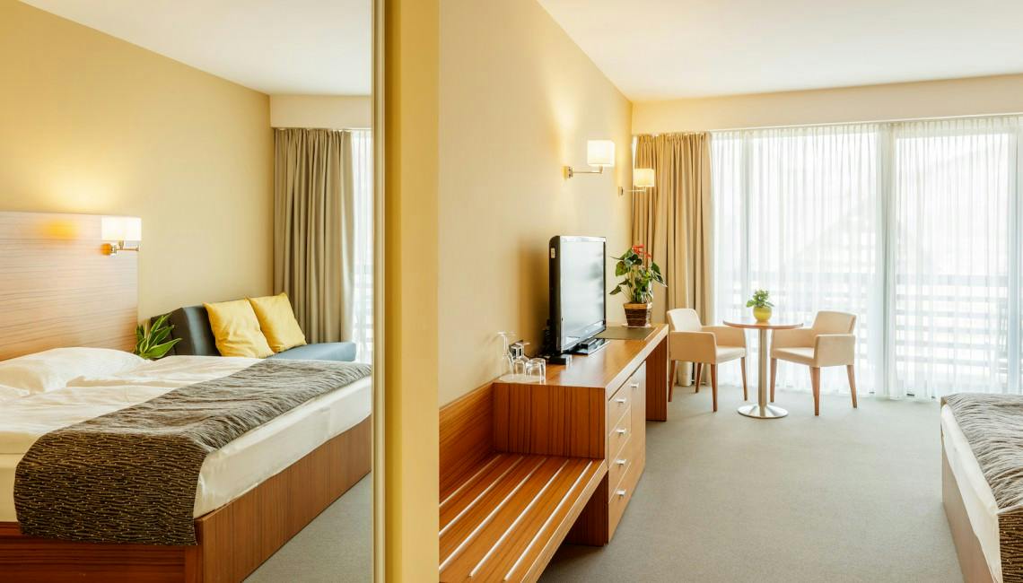 Bohinj Eco Hotel - Družinski wellness oddih s kopanjem v Aquaparku Bohinj, Bohinjska Bistrica, Slovenija - 590 EUR - 2x nočitev v družinski sobi za 2 osebi (2 otroka do 12,99 let brezplačno), Zajtrk